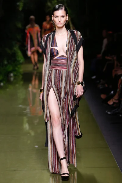 Look 62